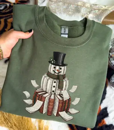 Book Snowman Christmas Sweatshirt – Cozy Holiday Gift for Readers