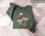 Christmas Cocktail Sweatshirt – Festive Holiday Party Top
