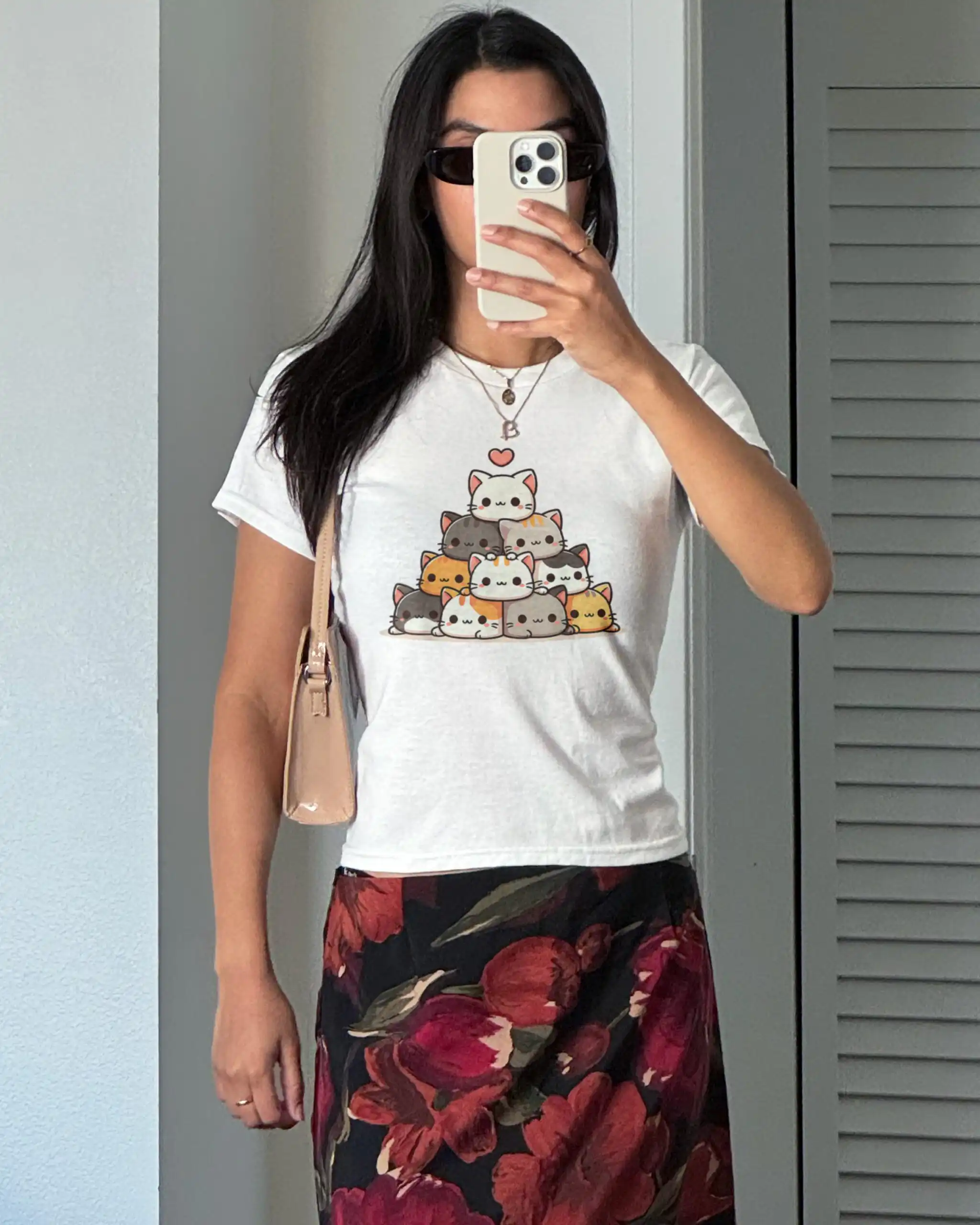 Cute Anime Cat T-Shirt – Retro Kawaii Graphic Tee for Cat Lovers Cute Anime Cat T-Shirt – Retro Kawaii Graphic Tee for Cat Lovers