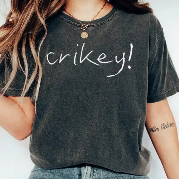 Love Tee Design Irwin Robert Crikey Shirt – Minimalist Unisex Tee