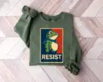 Portland Frog Resist Protest Tee – Anti-ICE Graphic Sweatshirt