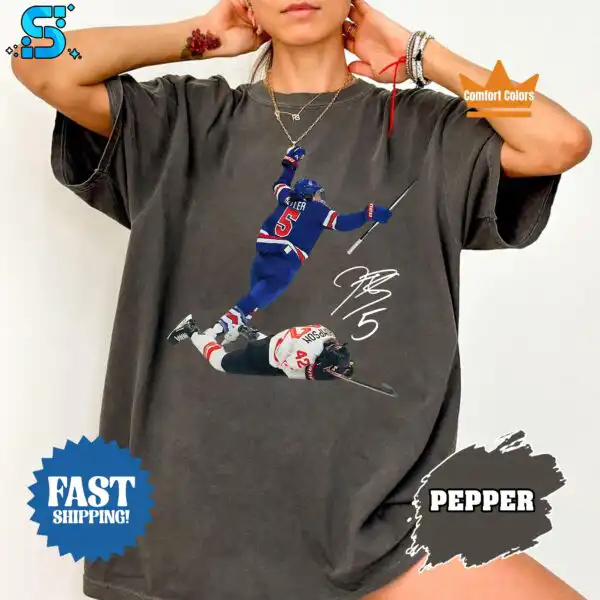 Hilary Knight USA Hockey T-Shirt – Classic Women's Tee, Hoodie, Sweatshirt